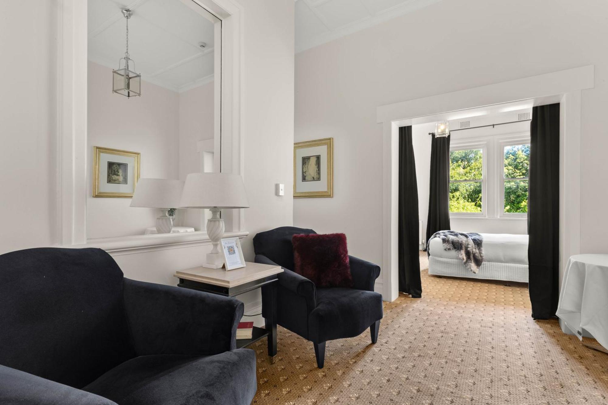 The Robertson Hotel Экстерьер фото